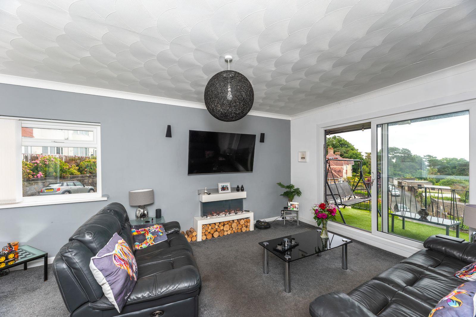 Lon Caron, Sketty, Swansea, SA2 0TW